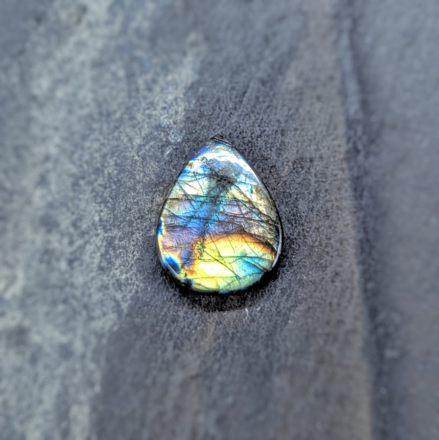 Rainbow Labradorite Cabachon Teardrop 41 Carats