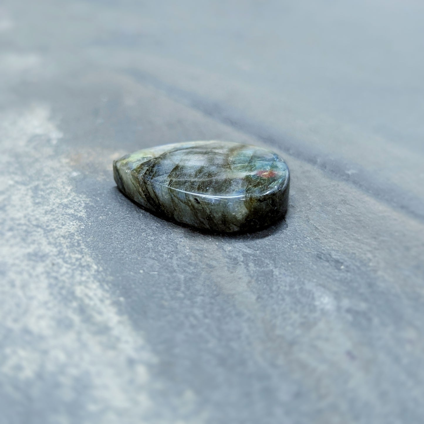 Rainbow Labradorite Cabachon Teardrop 41 Carats