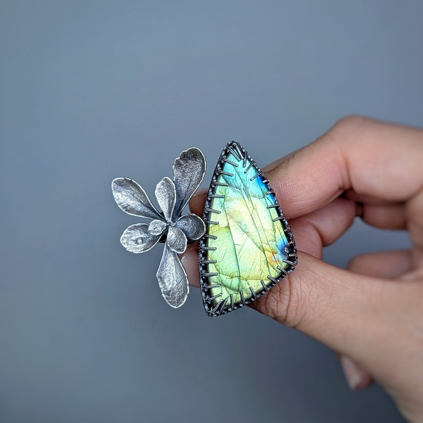 Gemmaflora Maxima: Green Labradorite and Sterling Silver Cast Succulent Artisan Statement Ring