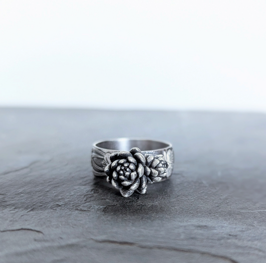 Florae Metallum: Cast Solid Sterling Silver Succulent Ring (medium #3), size 7.5