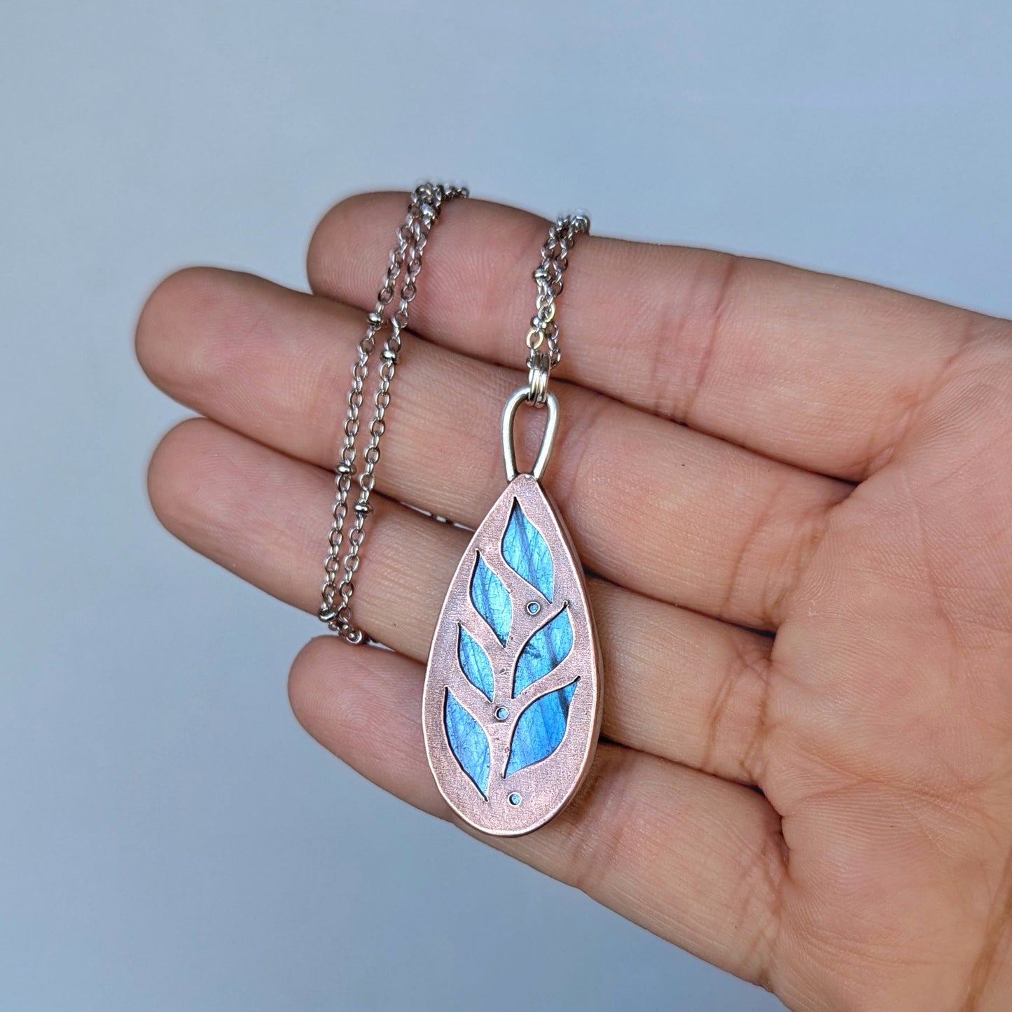 Aurora Bloom Necklace 2