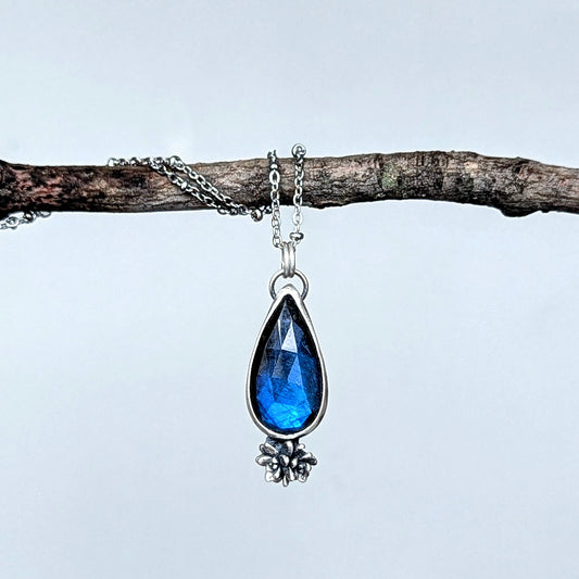 "Midnight Bloom": Labradorite and cast sterling silver succulent artisan necklace