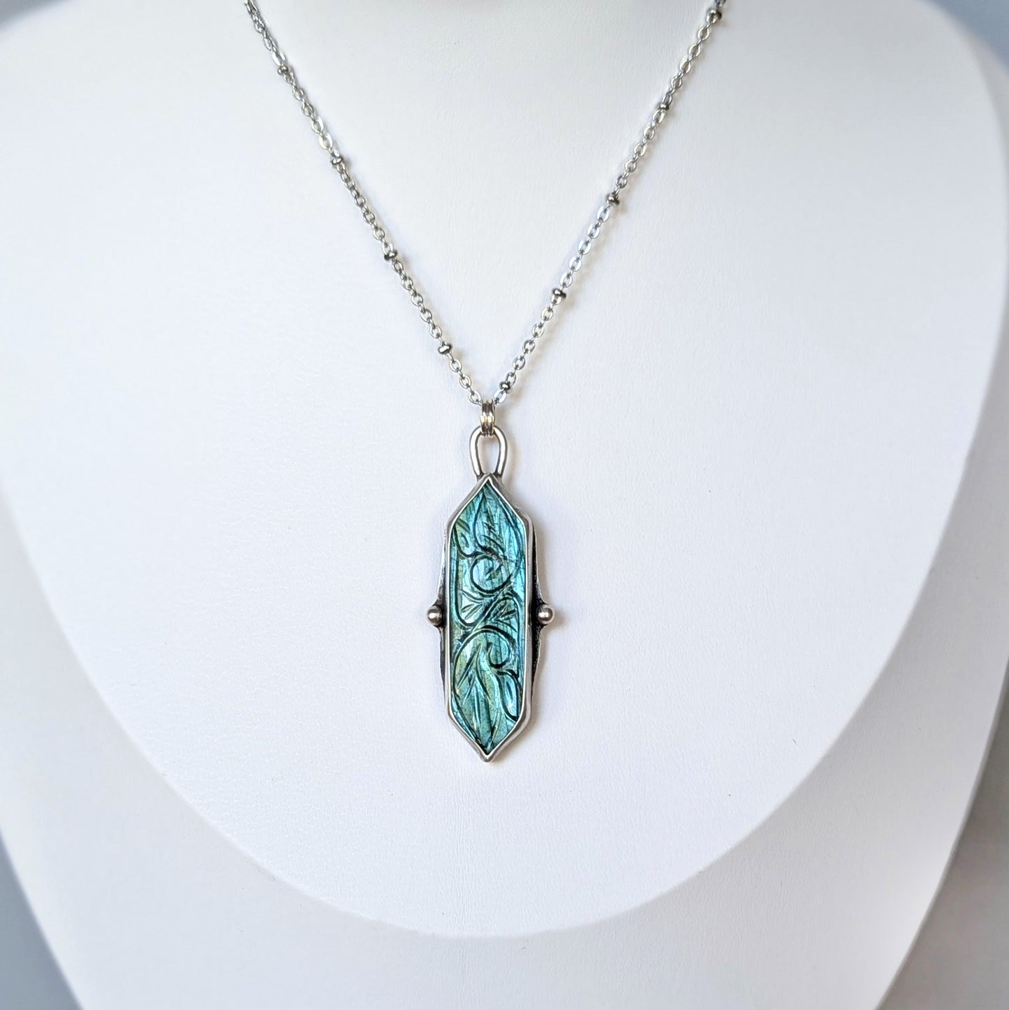 Aurora Bloom Necklace 6