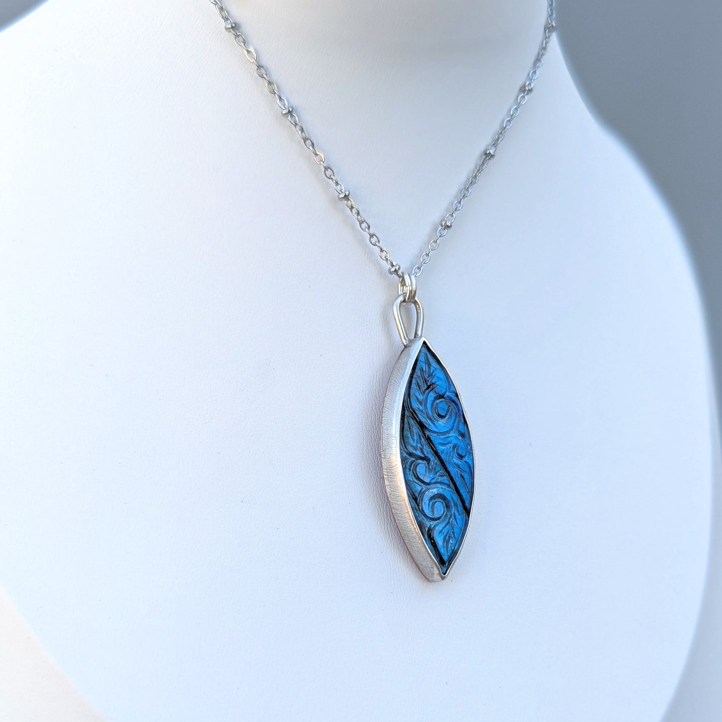 Aurora Bloom Necklace 1