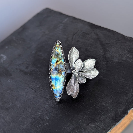 Gemmaflora Maxima: Rainbow Labradorite Sterling Silver Cast Succulent Artisan Statement Ring