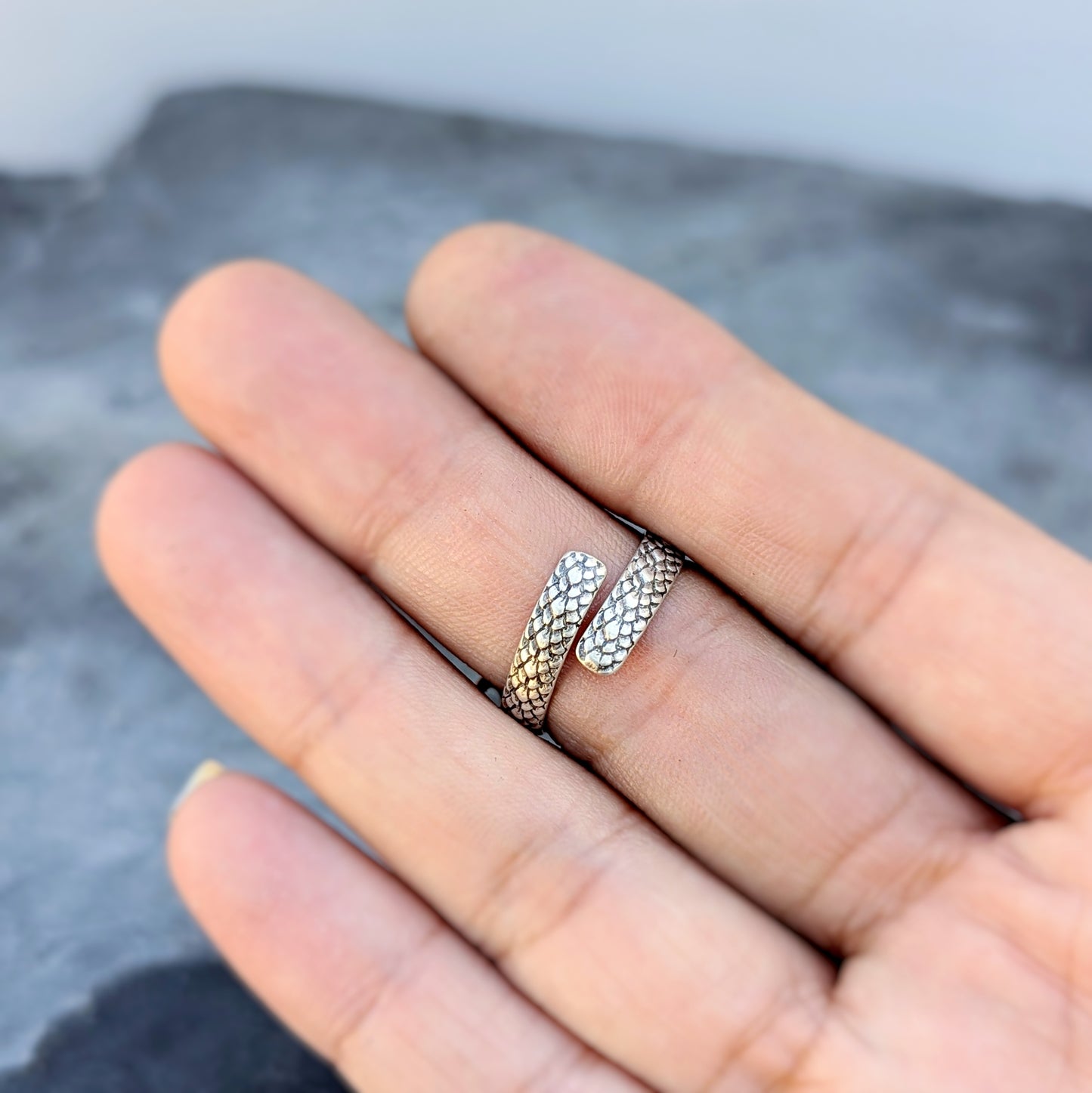 Flourish Labradorite Statement Ring 2