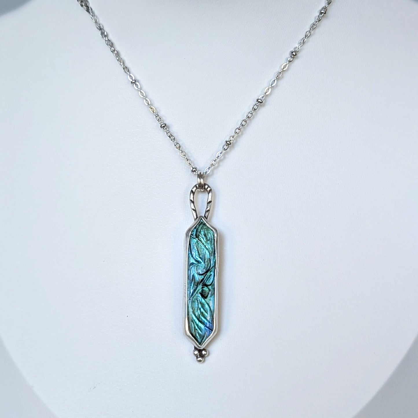 Aurora Bloom Necklace 3