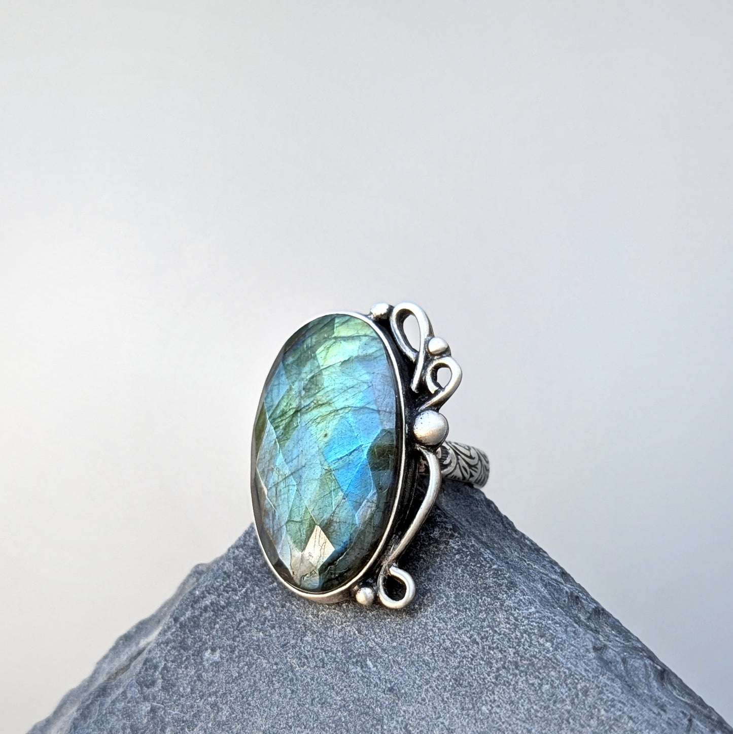 Flourish Labradorite Statement Ring 3